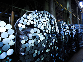 Stop the Confusion! A Detailed Explanation: The Relationship and Difference Between Seamless Steel Pipe 